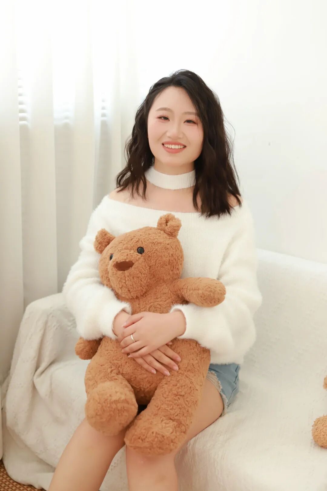 周巳.jpg