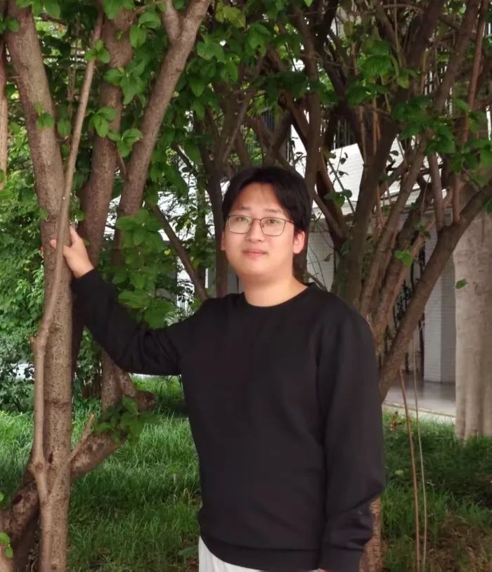 郑新.jpg