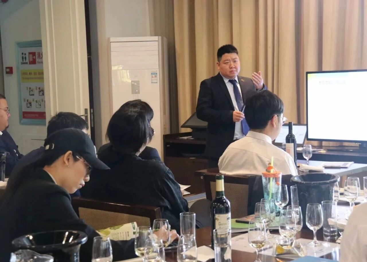 1763108447828603.jpg 1763108447828603.jpg