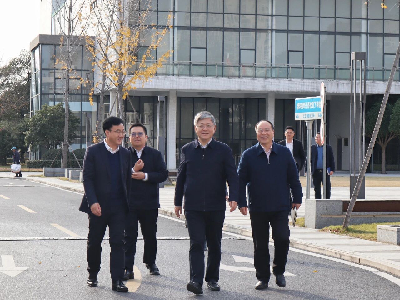 1764723832699467.jpg 543c7de9fc3be61bfdca4eb695d7725d.jpg